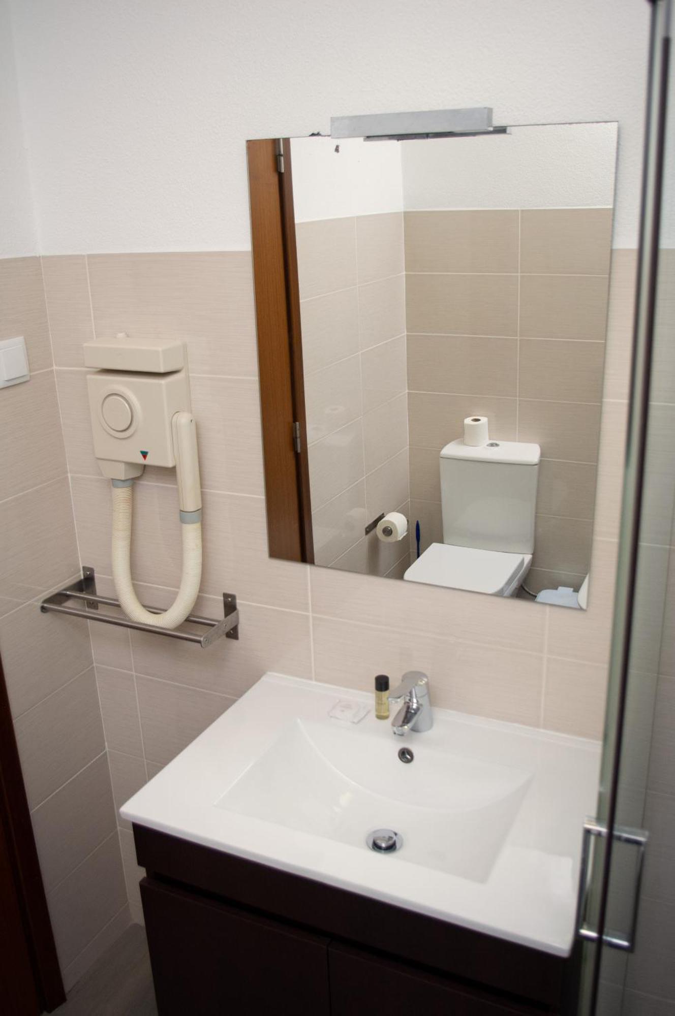 Apartamentos Monte Da Rosa วิลานอวา ดิ มิลฟงติส ภายนอก รูปภาพ