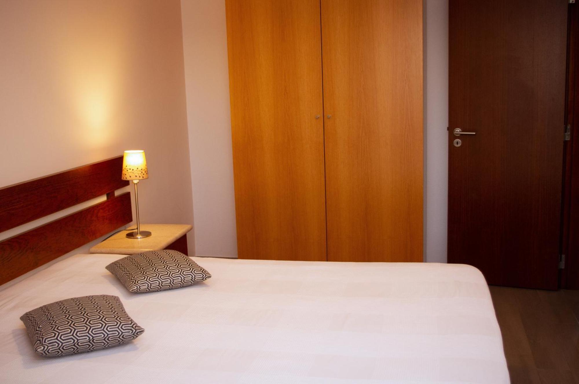 Apartamentos Monte Da Rosa วิลานอวา ดิ มิลฟงติส ภายนอก รูปภาพ